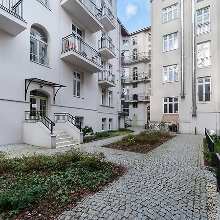 - Loftaffair Lägenhet *