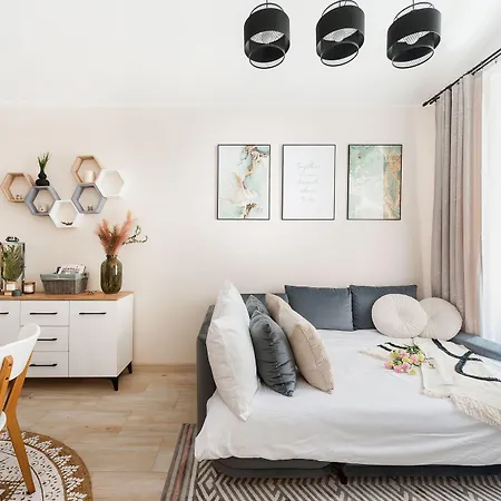 - Loftaffair Apartment Krakow